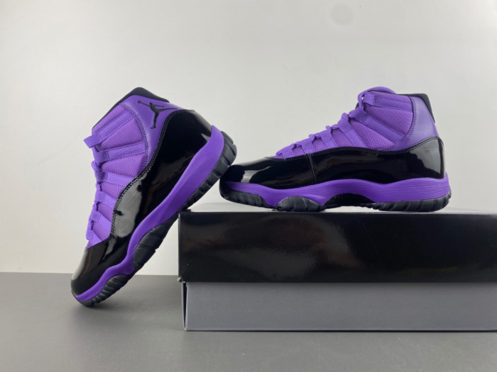Air Jordan 11 purple CT8012-501