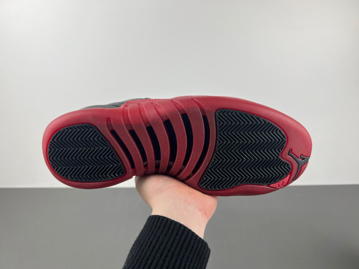 Air Jordan 12 “Flu Game” 2025 CT8013-002