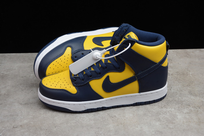 nike dunk high michigan cz8149-700