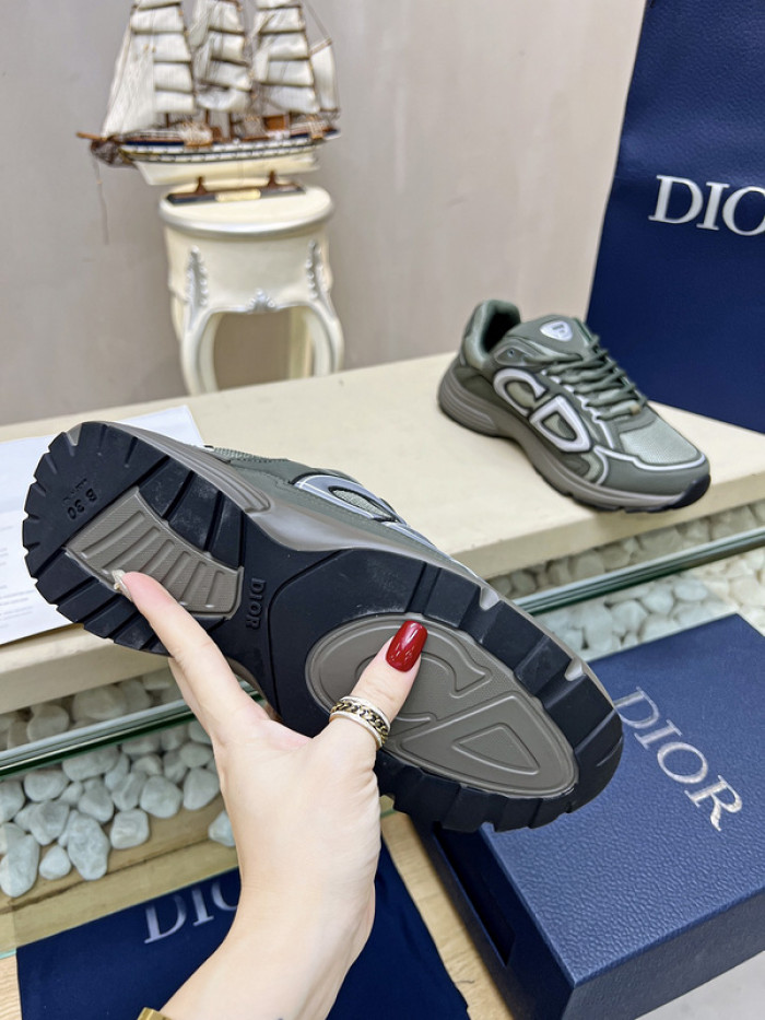 d1or b30 sneakers