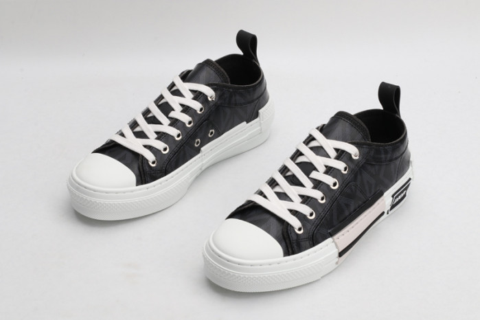 b23 oblique sneaker