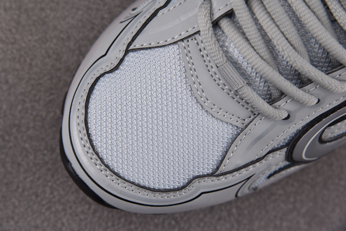 D1OR B30 Sneakers Grey