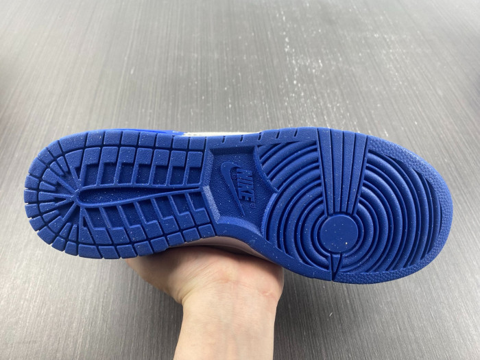 ike dunk low disrupt 2 “hyper royal” dh4402-102