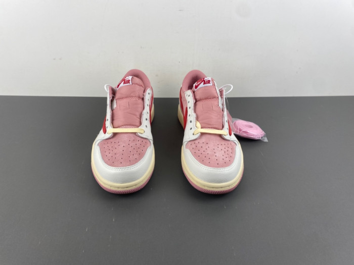 Travis Scott x Air Jordan 1 Low OG DM7866-pink