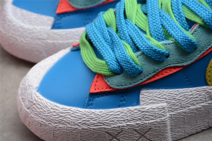 nike blazer low sacai kaws blue dm7901-400