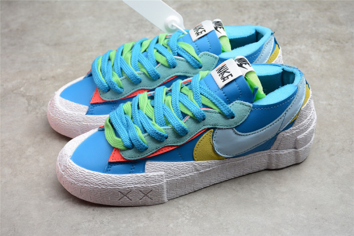 nike blazer low sacai kaws blue dm7901-400