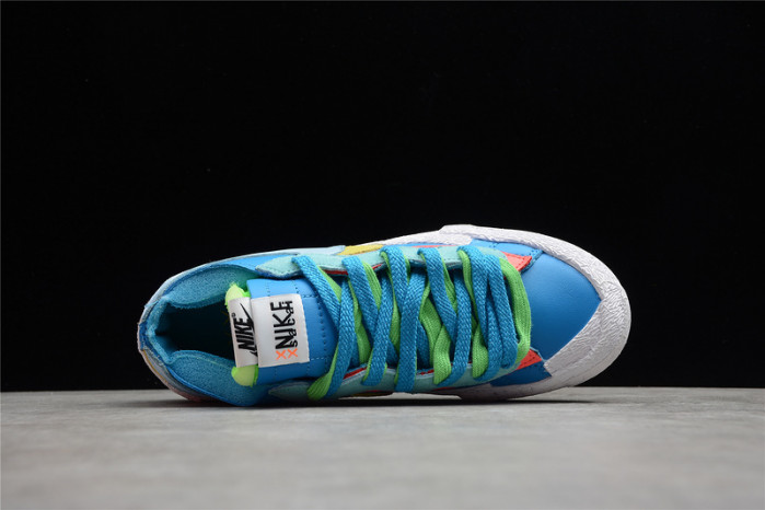 nike blazer low sacai kaws blue dm7901-400