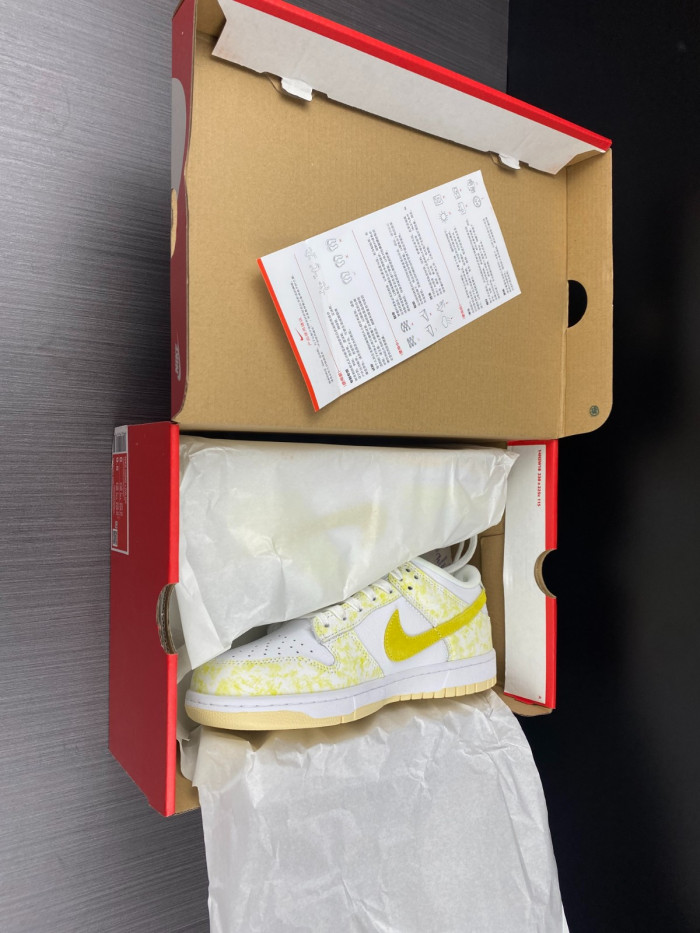 nike dunk low yellow strike (w) dm9467-700
