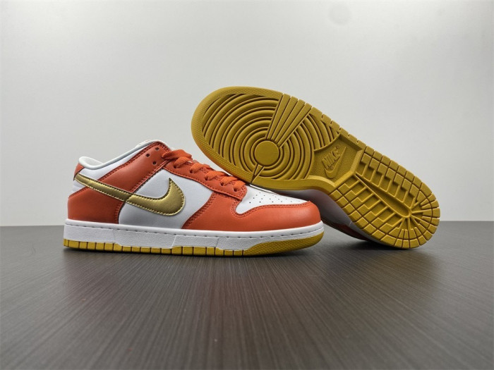 nike dunk low university gold (w) dq4690-800