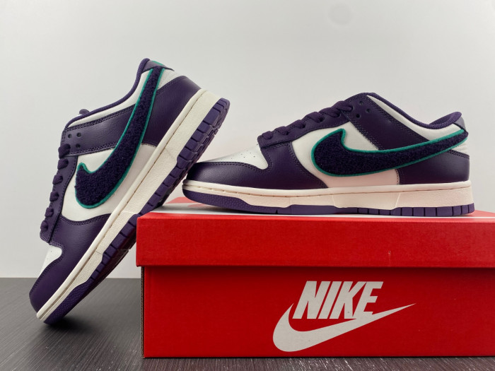 nike dunk low chenille dq7683-100