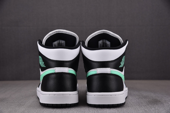 air jordan 1 mid green glow dq8426-103