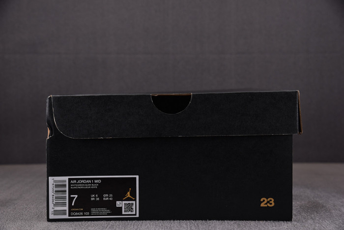 air jordan 1 mid green glow dq8426-103