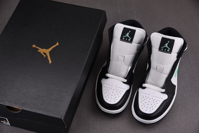 air jordan 1 mid green glow dq8426-103