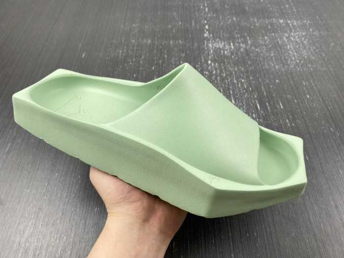 jordan hex mule wmns “pistachio frost” dq8992-300