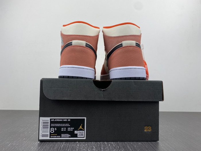 air jordan 1 mid se orange suede dv1336-800