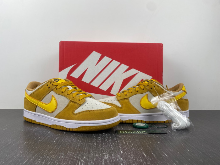 nike dunk low celestial gold suede dv7411-200
