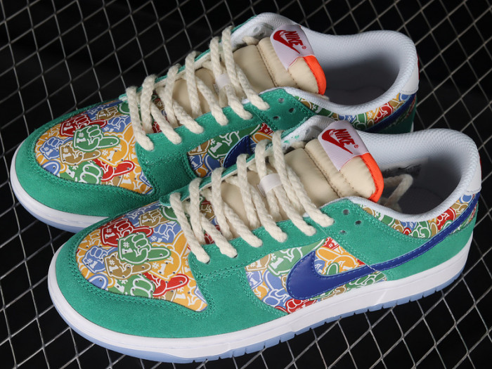 nike dunk low foam finger dz5184-300