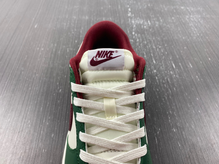 nike dunk low “gorge green” fb7160-161