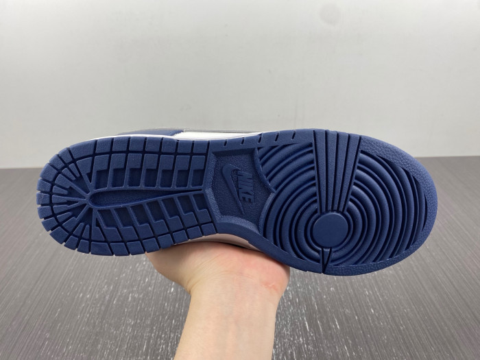 nike dunk low summit white midnight navy fd9749-400