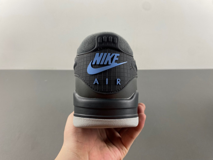 Air Jordan 4 RM Iron Grey FQ7938-002