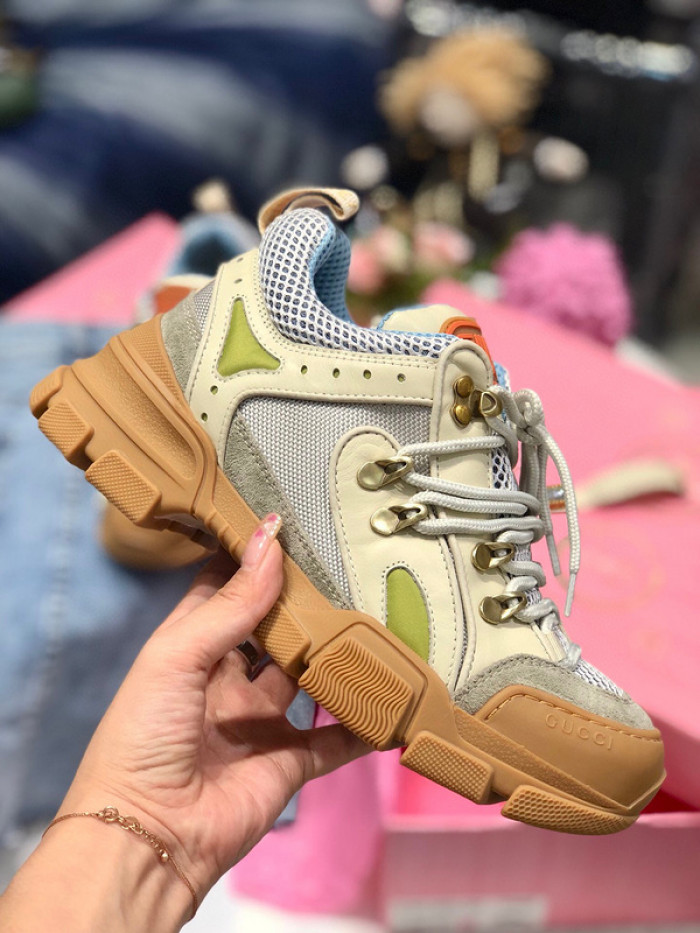 gu flashtrek sneaker