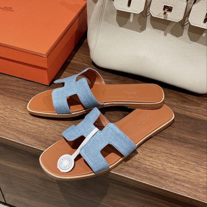 H**mes sandal