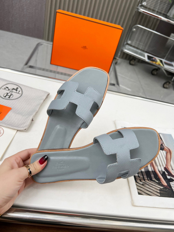 H**mes sandal