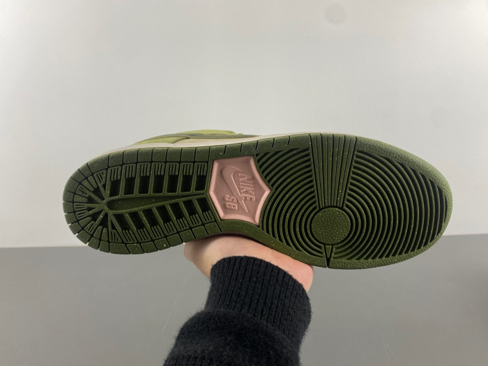 Yuto Horigome x Nike SB Dunk Low HF8022-300