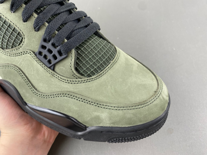 Undefeated x Air Jordan 4 OG IB1519-200