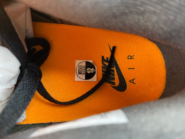 Undefeated x Air Jordan 4 OG IB1519-200