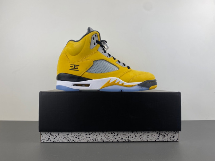 Air Jordan 5 "Tokyo" IO3372-700