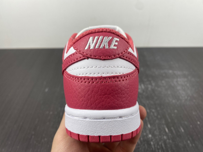 kids dunk shoes