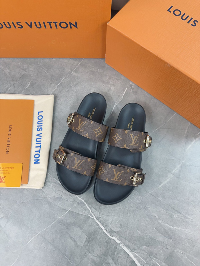 l1vv sandals