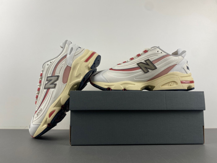 New Balance 1000 Sea Salt Astro Dust M1000CB