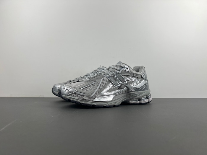 New Balance 1906A 