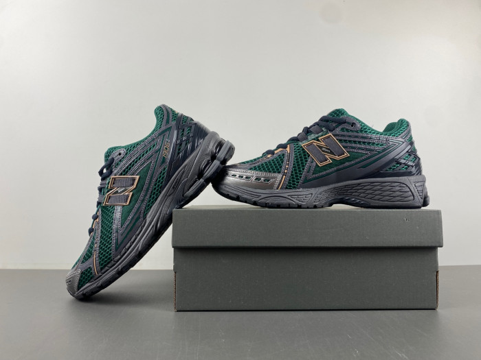 New Balance 1906R Zalando Trail Mix Green M1906RZM