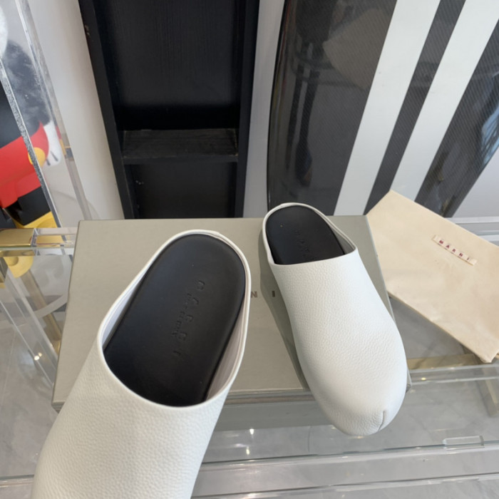 marni fussbett sabot loafers