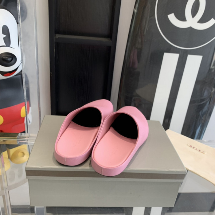 marni fussbett sabot loafers