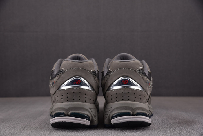New Balance 2002R Light Grey ML2002RA