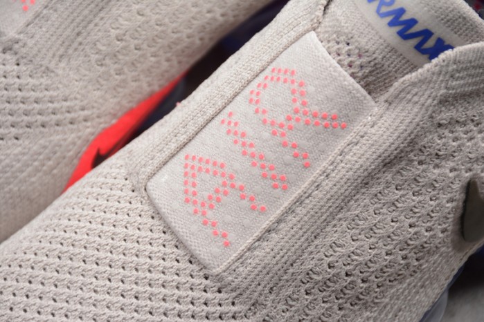 nike air vapormax flyknit moc 2 moon particle/solar red-indigo burst ah7006-201