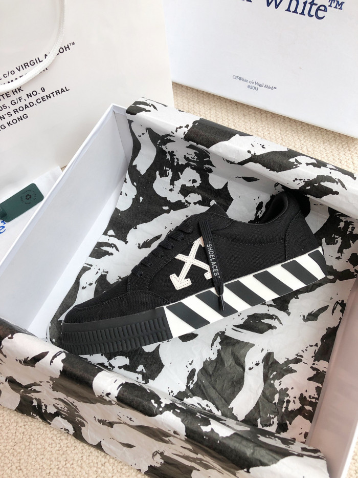 OFF-WHITE Low Vulcanized Leather Shoes