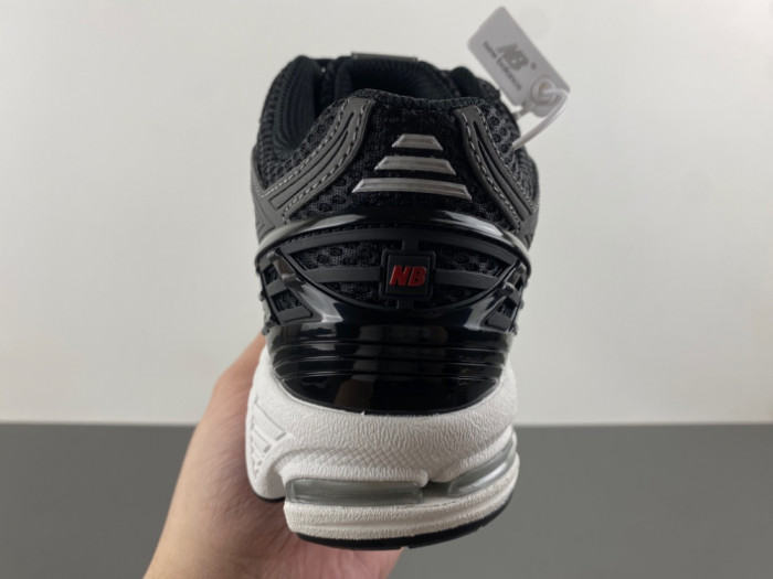 New Balance 1906R Black Team Red Castlerock U1906RCB