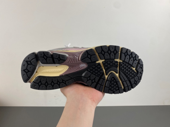 New Balance 1906R Rose Sugar Silver U1906RNF