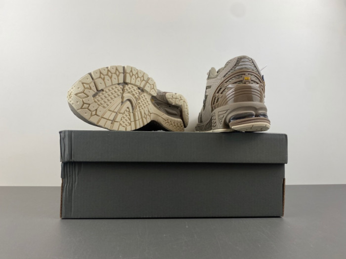 New Balance 1906R Cordura Olive Tan U1906ROB