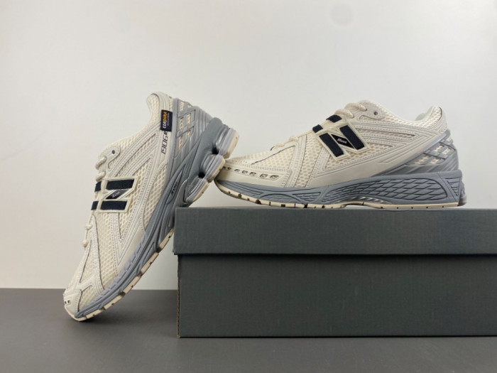 New Balance 1906R Cordura Tan Black U1906ROC
