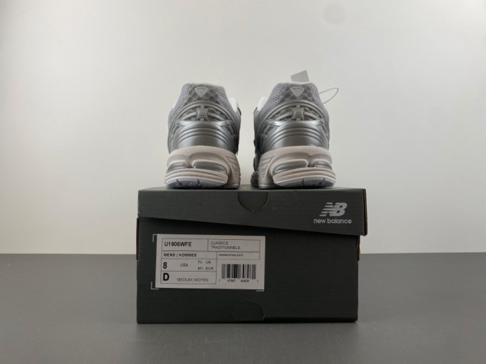 New Balance 1906W Silver Metallic U1906WFE