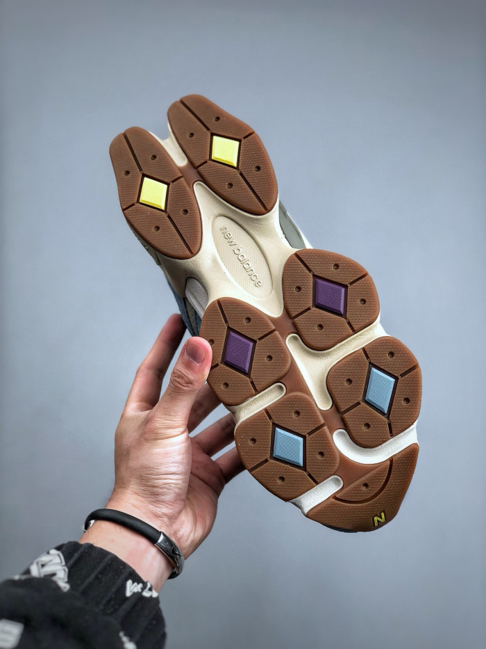 New Balance 9060 pastel turquoies U9060A1