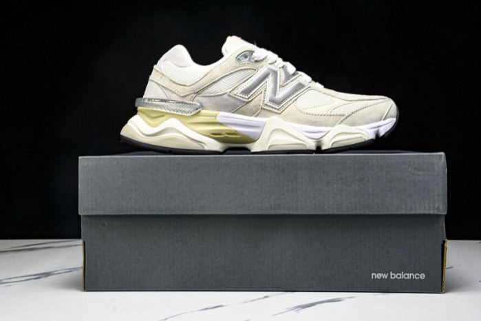 New Balance 9060 U9060WHT