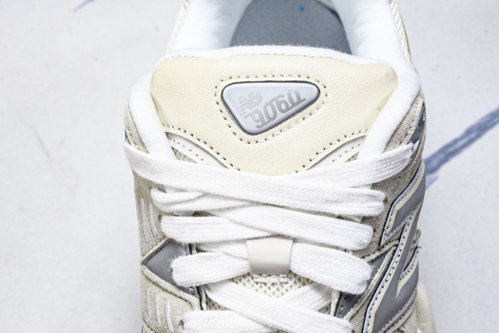 New Balance 9060 U9060WHT