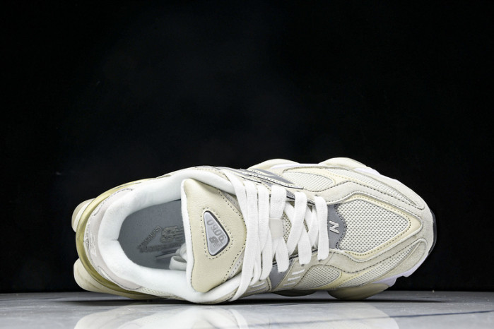 New Balance 9060 U9060WHT